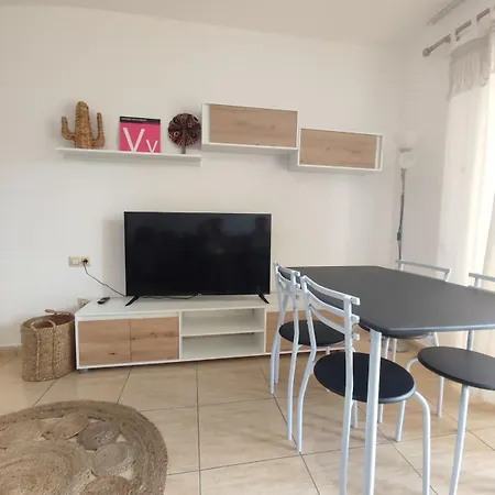 Apartament Carolina With Pool And Balcony!